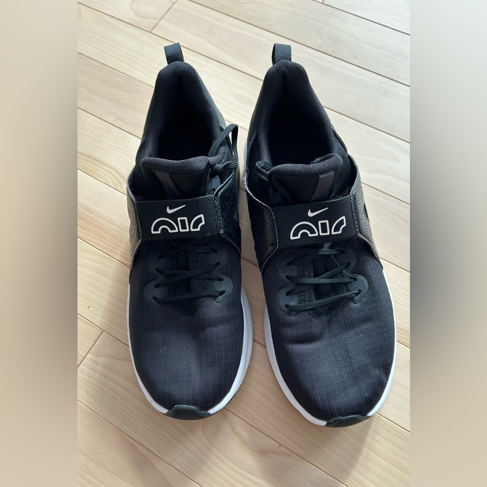 Like New Nike Air Max, Size 7.5